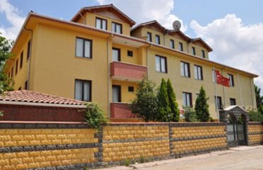 Akça Kız Öğrenci Yurdu